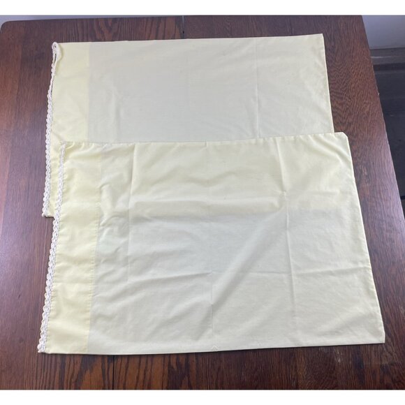 Sears Perma-Prest Pillowcase 2 Yellow w/ White Crochet Trim 42" x 36" Vtg READ - Picture 2 of 12